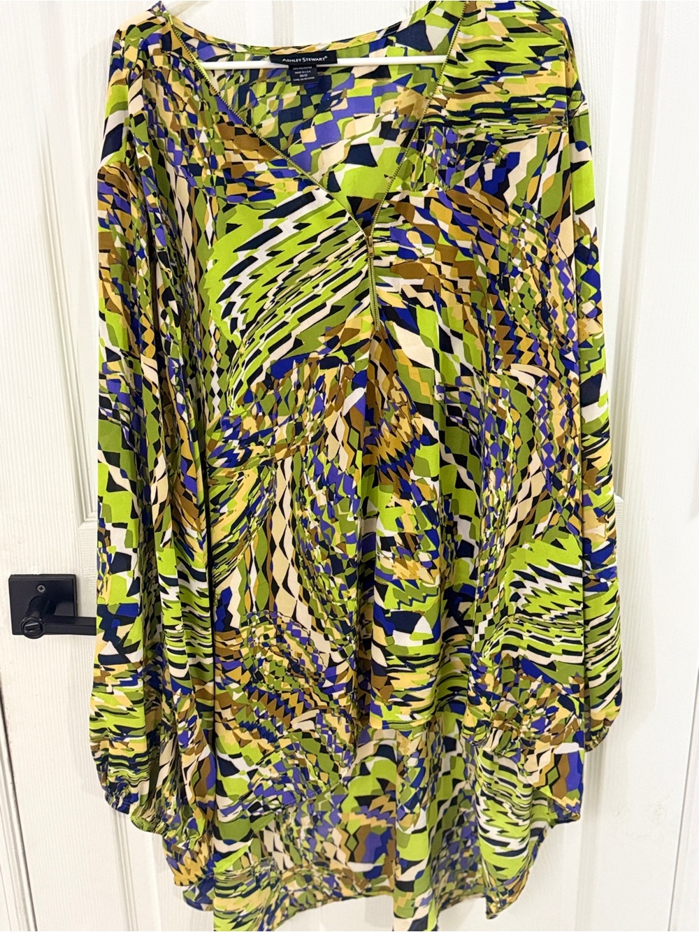Ashley Stewart 30/32 Abstract Print Long Sleeve Tunic Top Plus Size